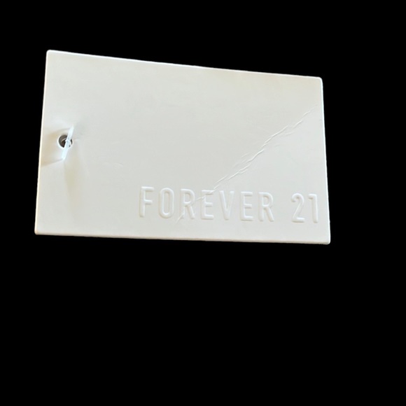 Forever 21 Core Accessories Ribbed Beanie Hat In Khaki Color - Picture 4 of 7